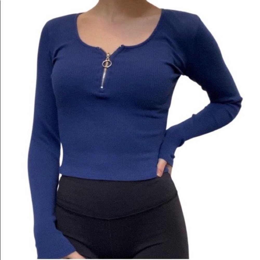 GARAGE Blue Crop Top XS